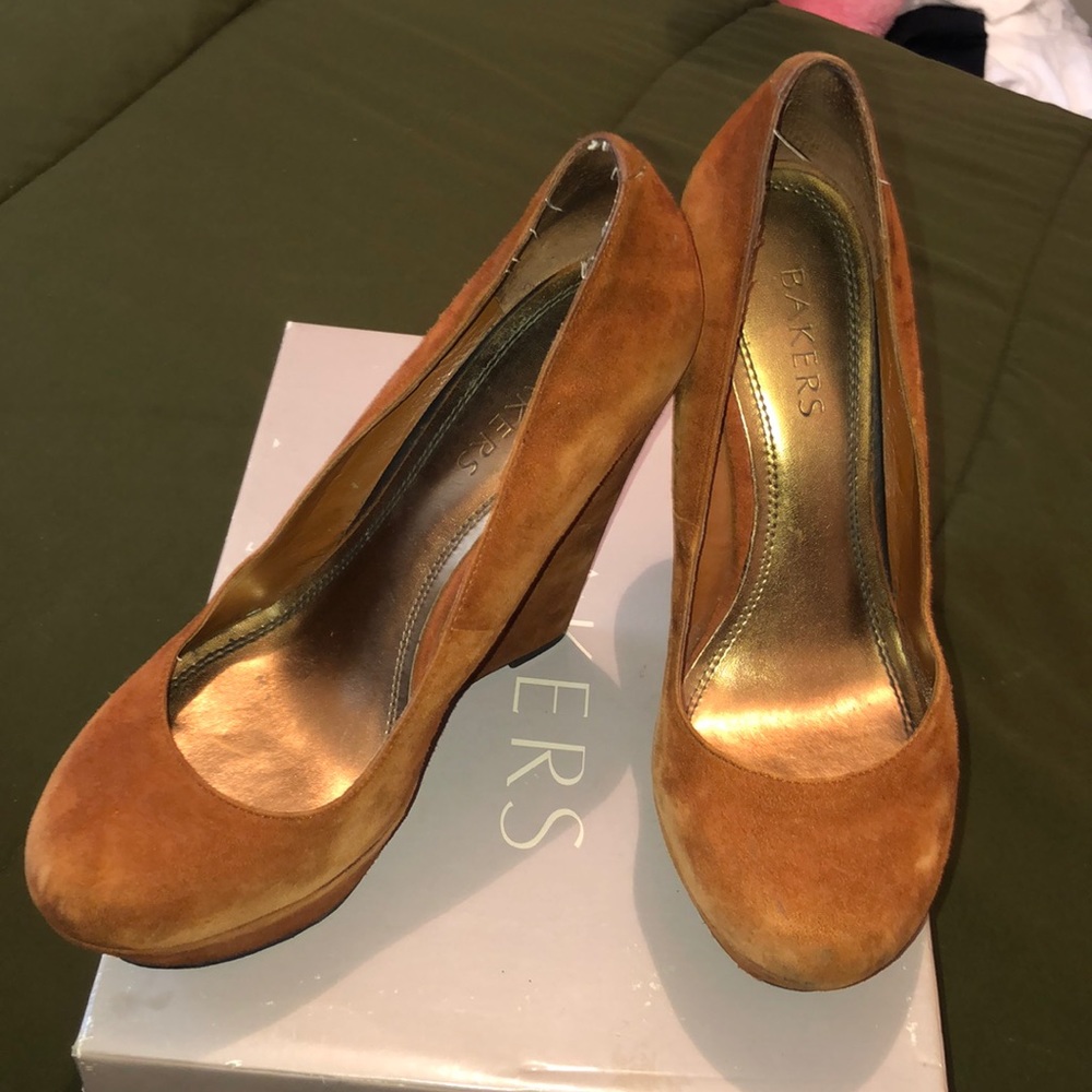 Tan/brown wedge heels